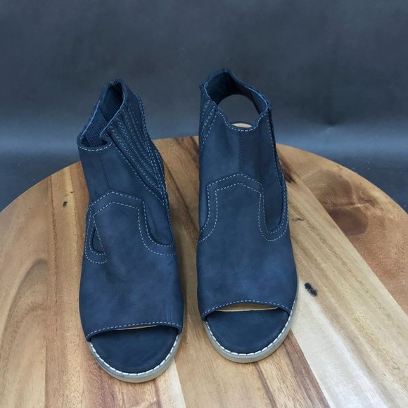 Maurices Blythe Black Slingback Block Heel Peep Toe Sandals Womens Size 6 M - Picture 3 of 10